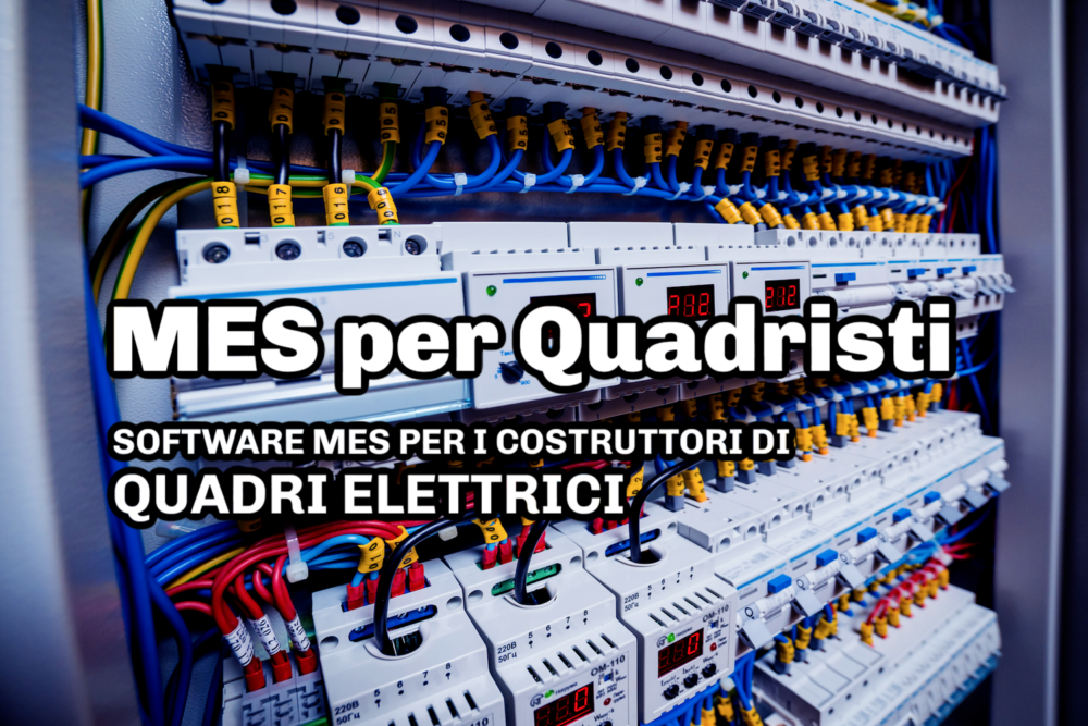 Operaio che assembla un quadro elettrico in un'azienda industriale, con un sistema MES